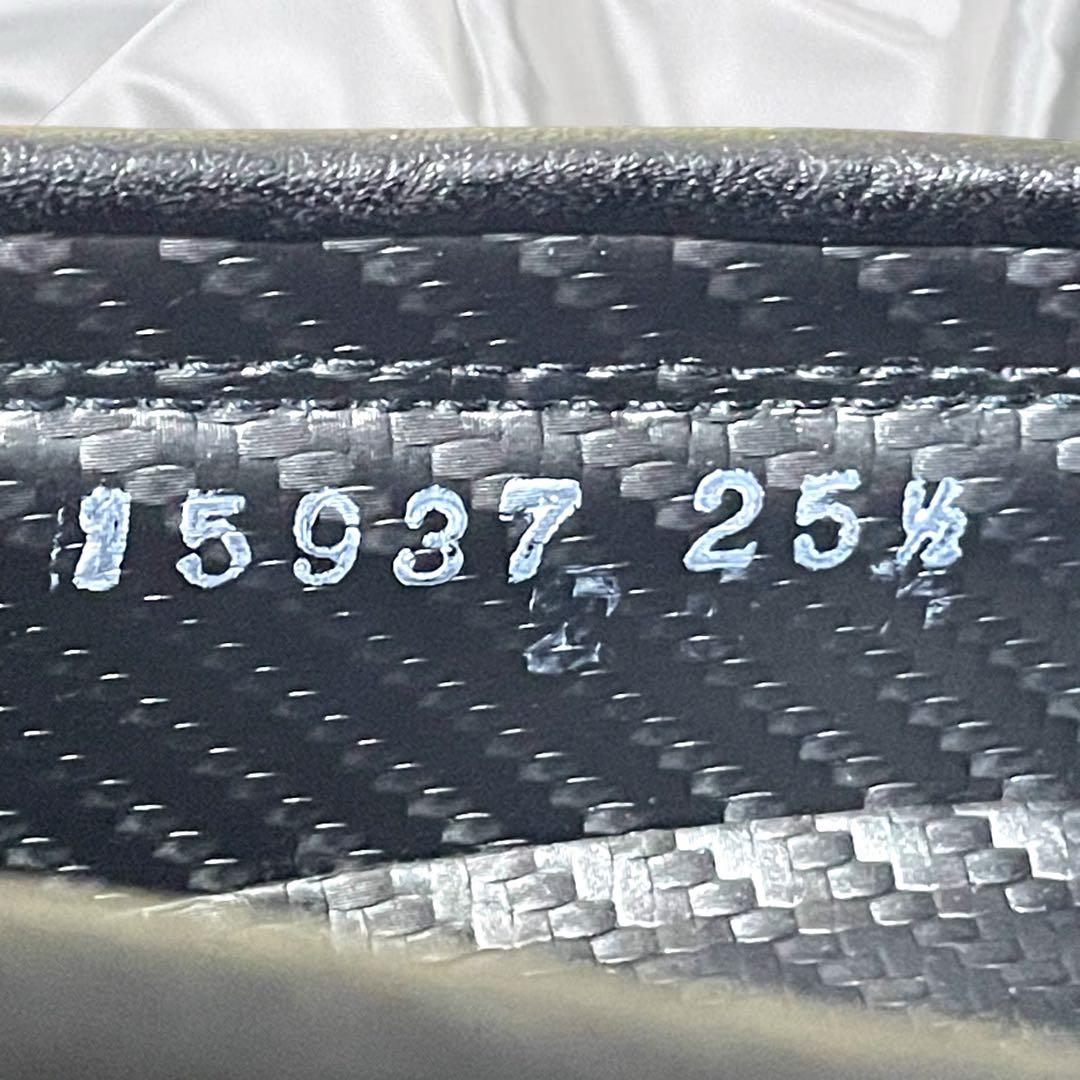 【NEGRONI】美品ネグローニ シボ革 スリッポン ドレスシューズ ローファー