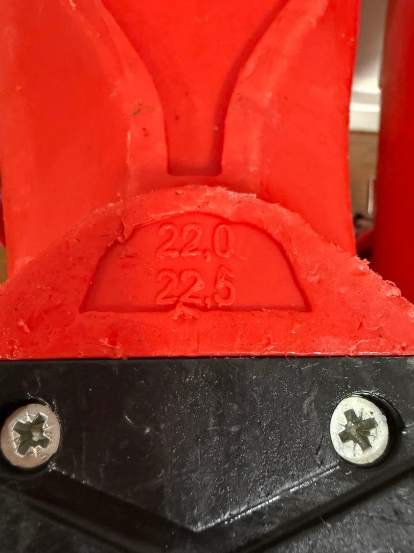 Atomic Redster Jr 60 ジュニア スキーブーツ 22 22.5