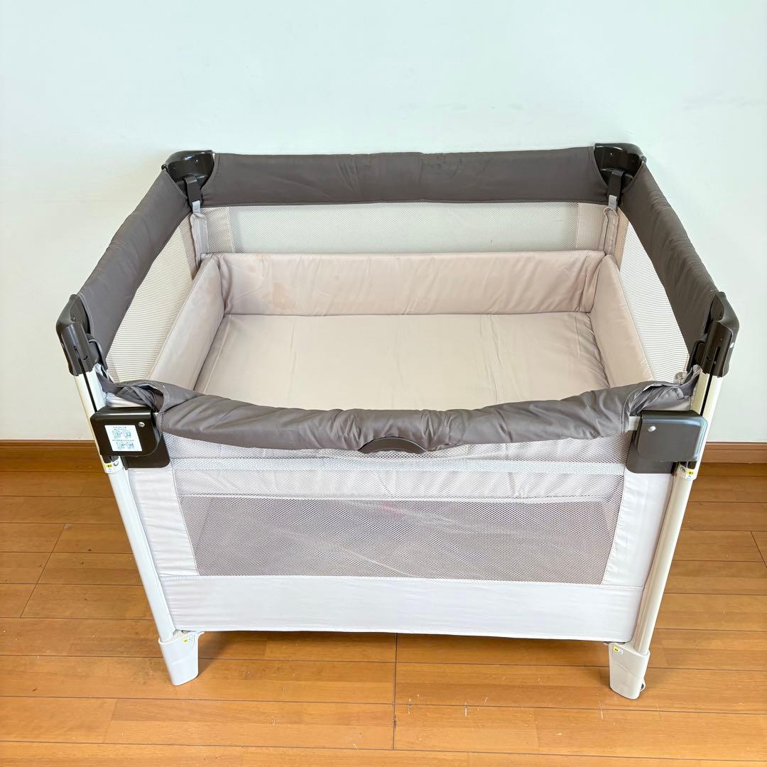 【動作良好・匿名配送】アップリカ ココネルエアー ベビーベッド ココア