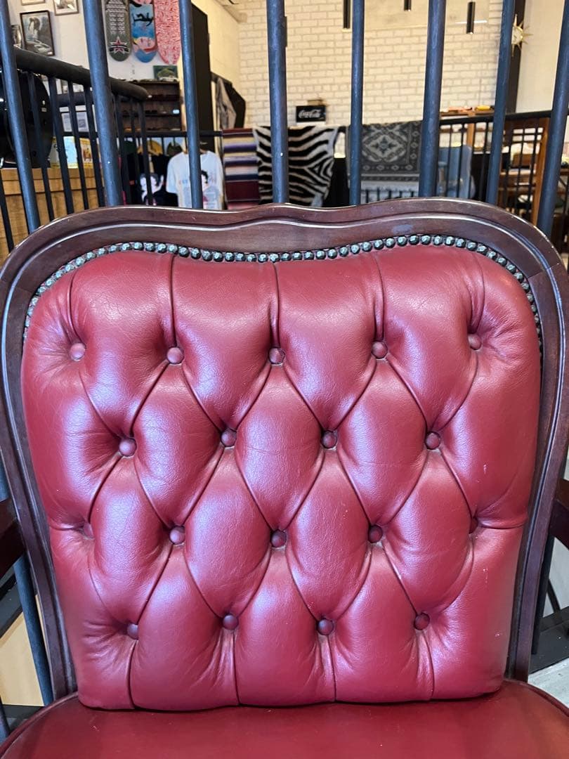 イタリア　1人掛けソファ　鋲打ち