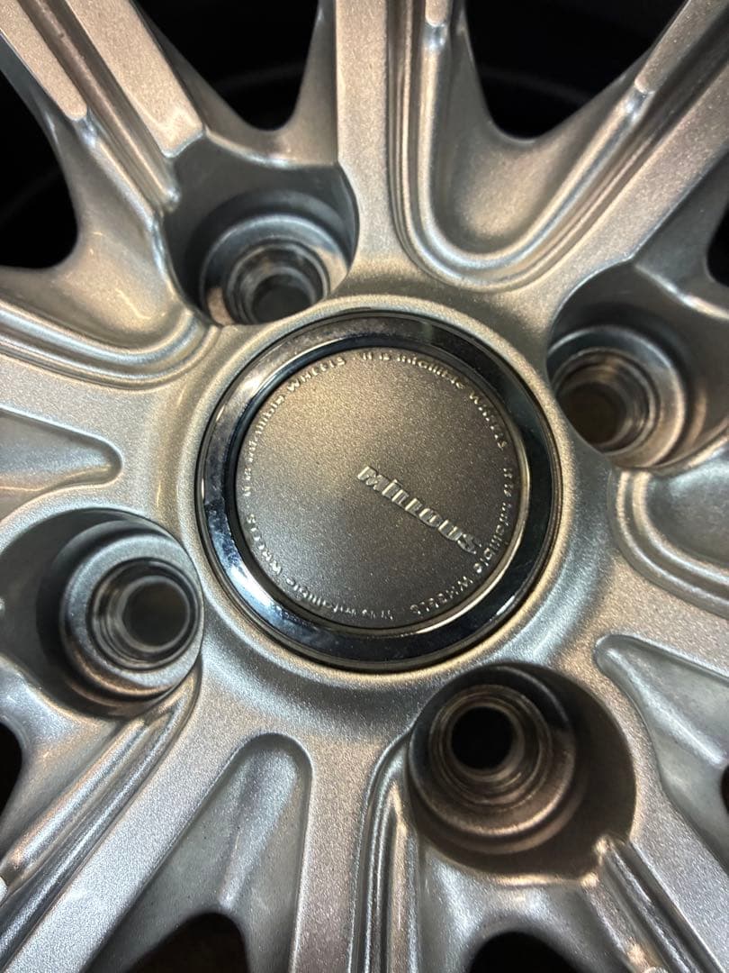 フィット、シャトルなど❗️185/60R15スタッドレスセット❗️