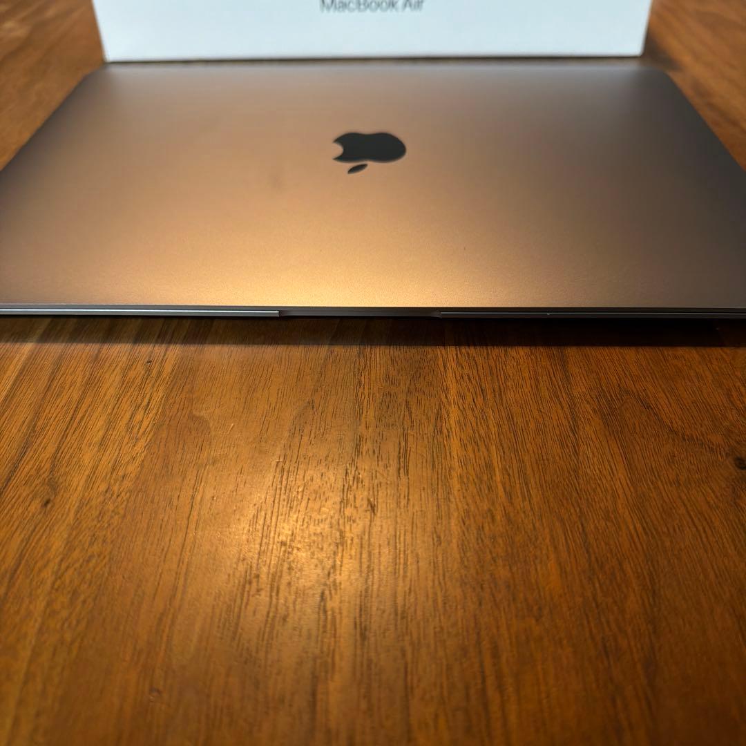 MacBook Air 13.3インチ M1チップ 2020 スペースグレイ