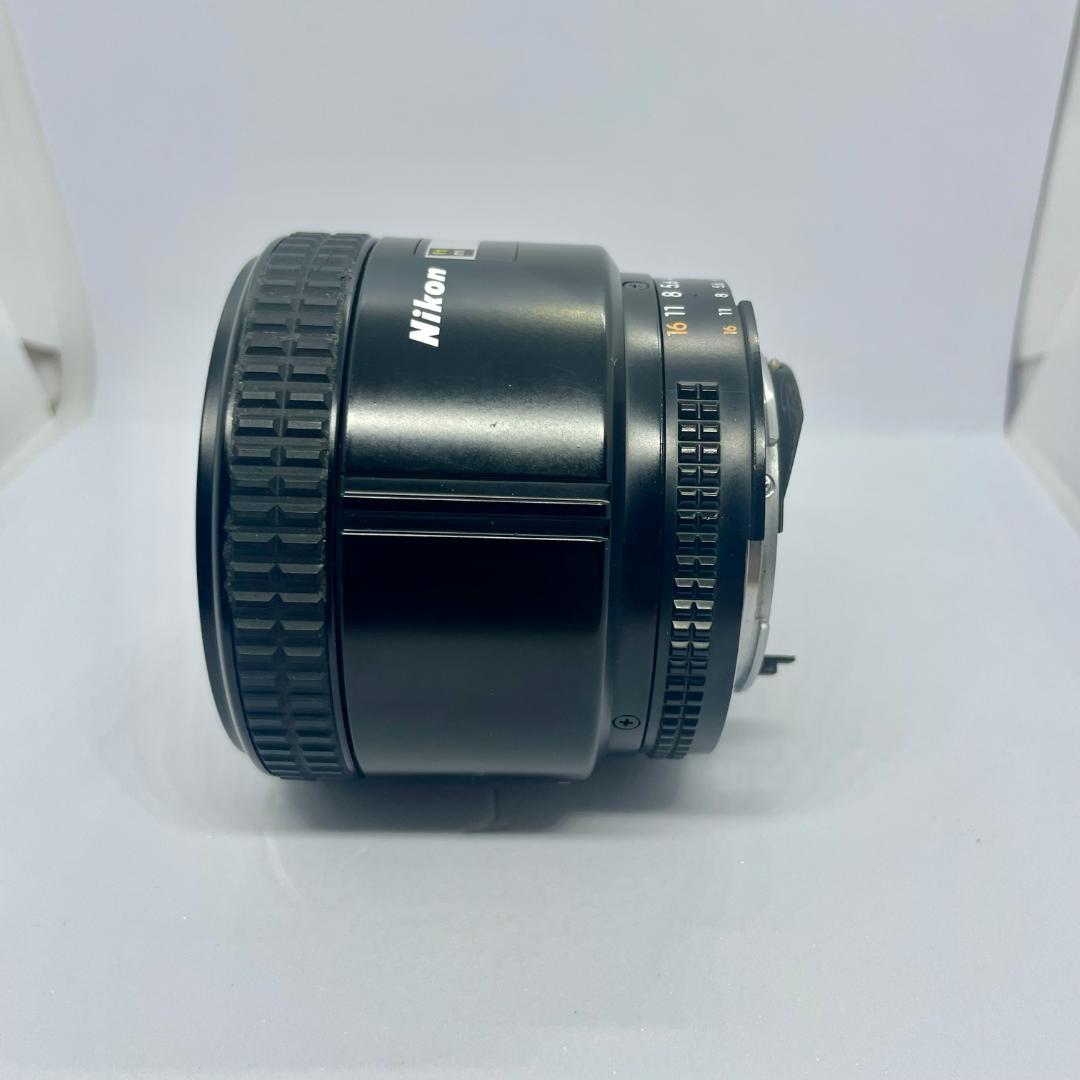 美品 AF NIKKOR 85mm f/1.8