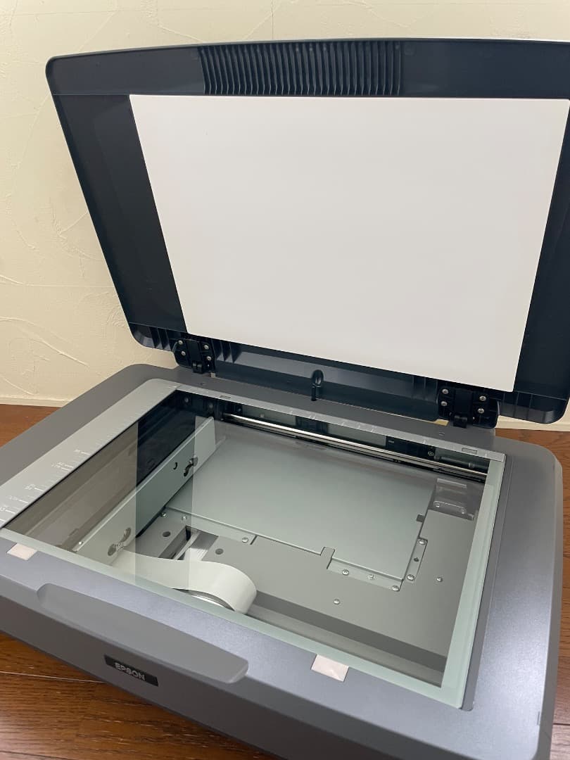 EPSON　ES-G11000　A3プラス対応フラットベッドスキャナー