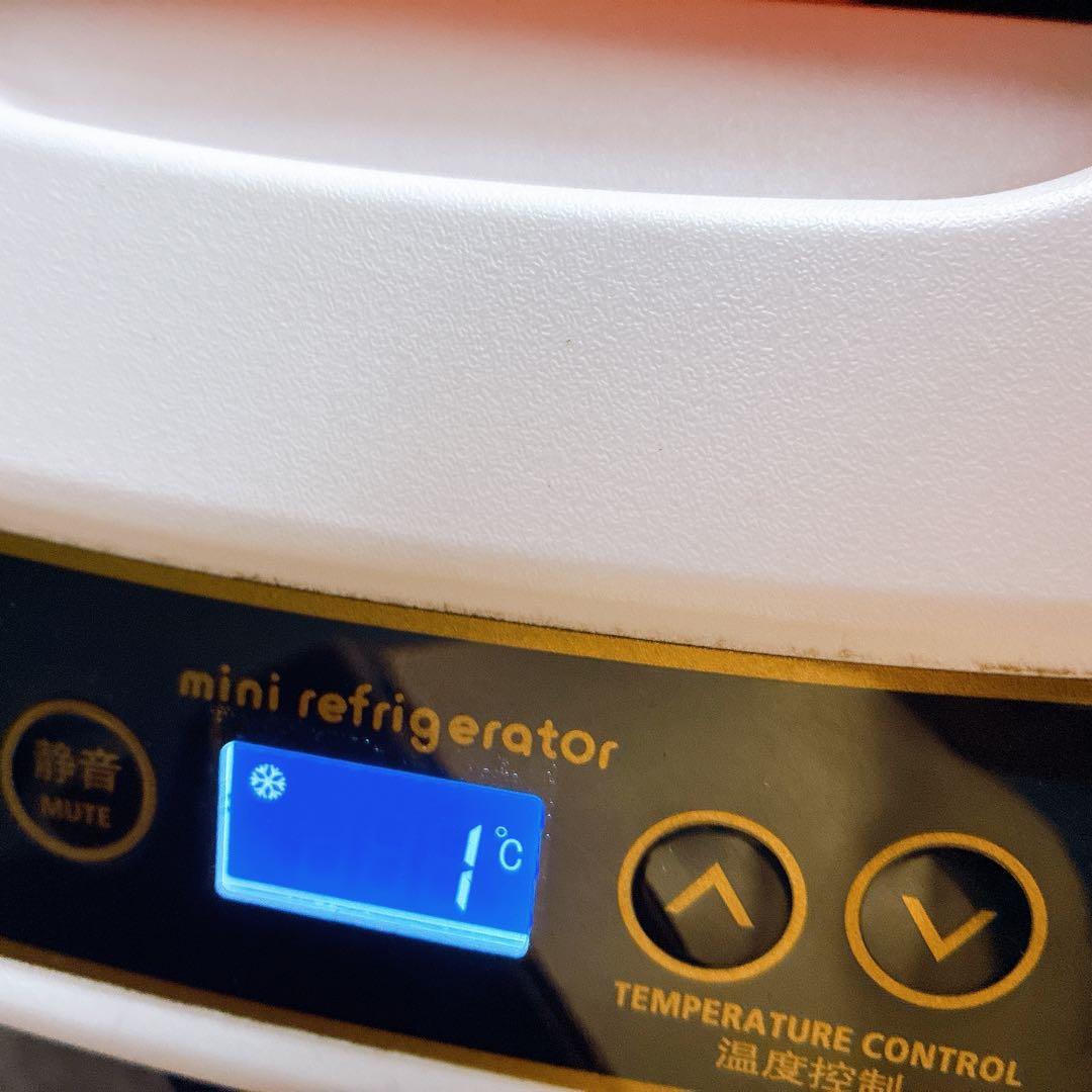 ポータブル　車載　冷蔵庫 デジタル温度制御付き　1℃まで