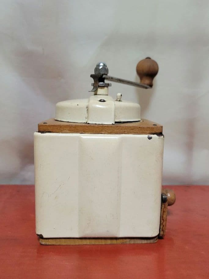 Peugeot 手挽きコーヒーミル アイボリー