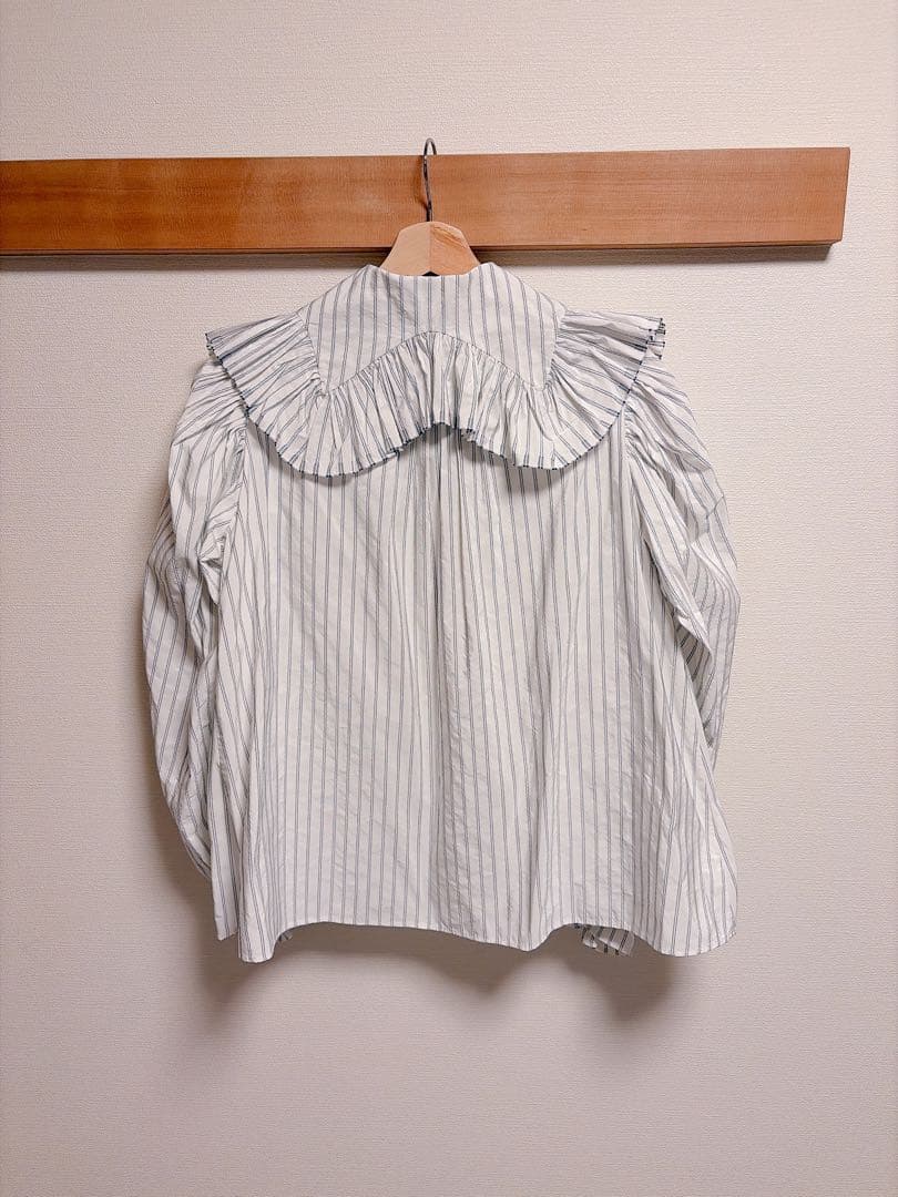 【新品】フィロソフィー　フリル衿 ボリューム　ブラウス