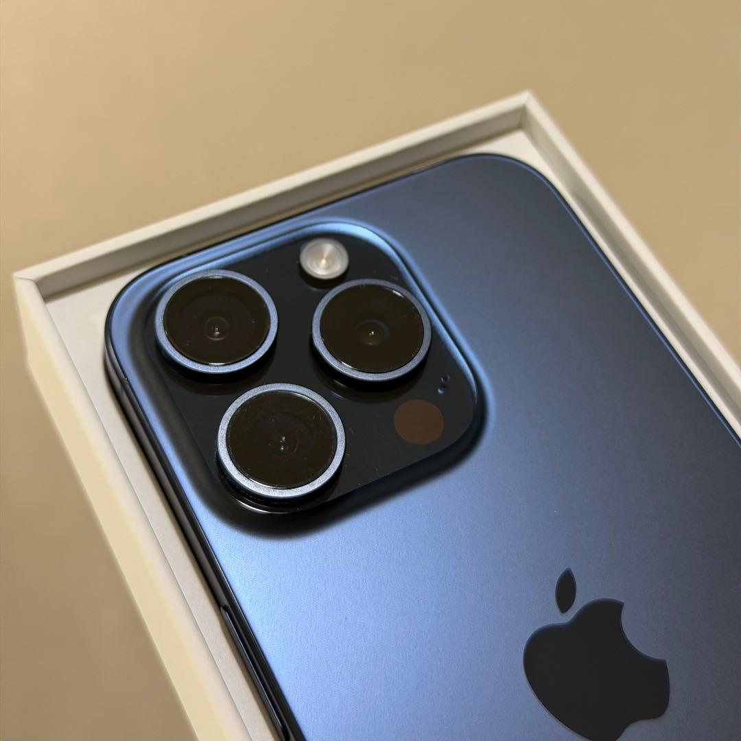 最終値下 iPhone 15 pro 256gb ブルーチタニウム SIMフリー