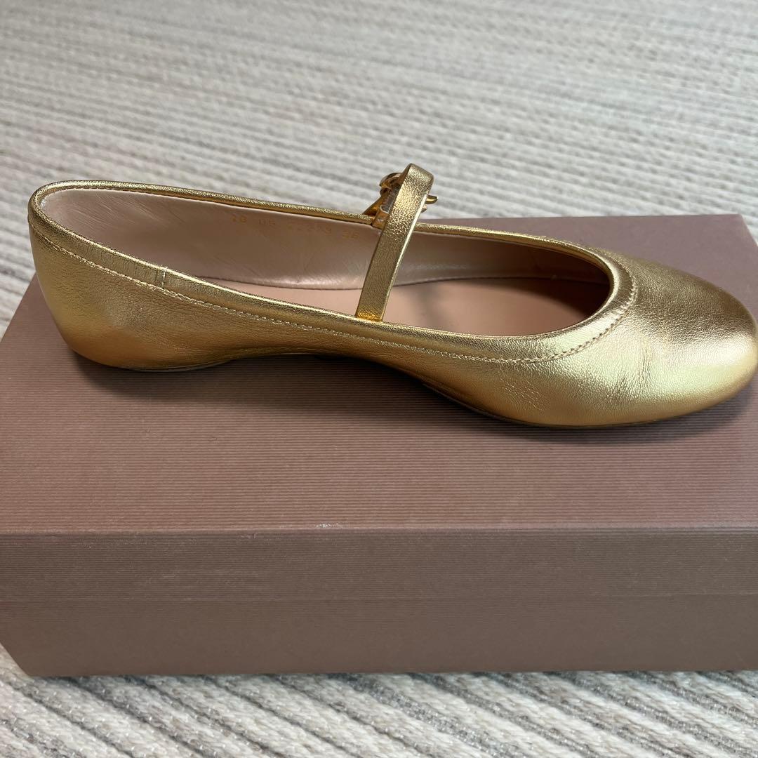 2025年購入【Gianvito Rossi】ゴールド フラットシューズ