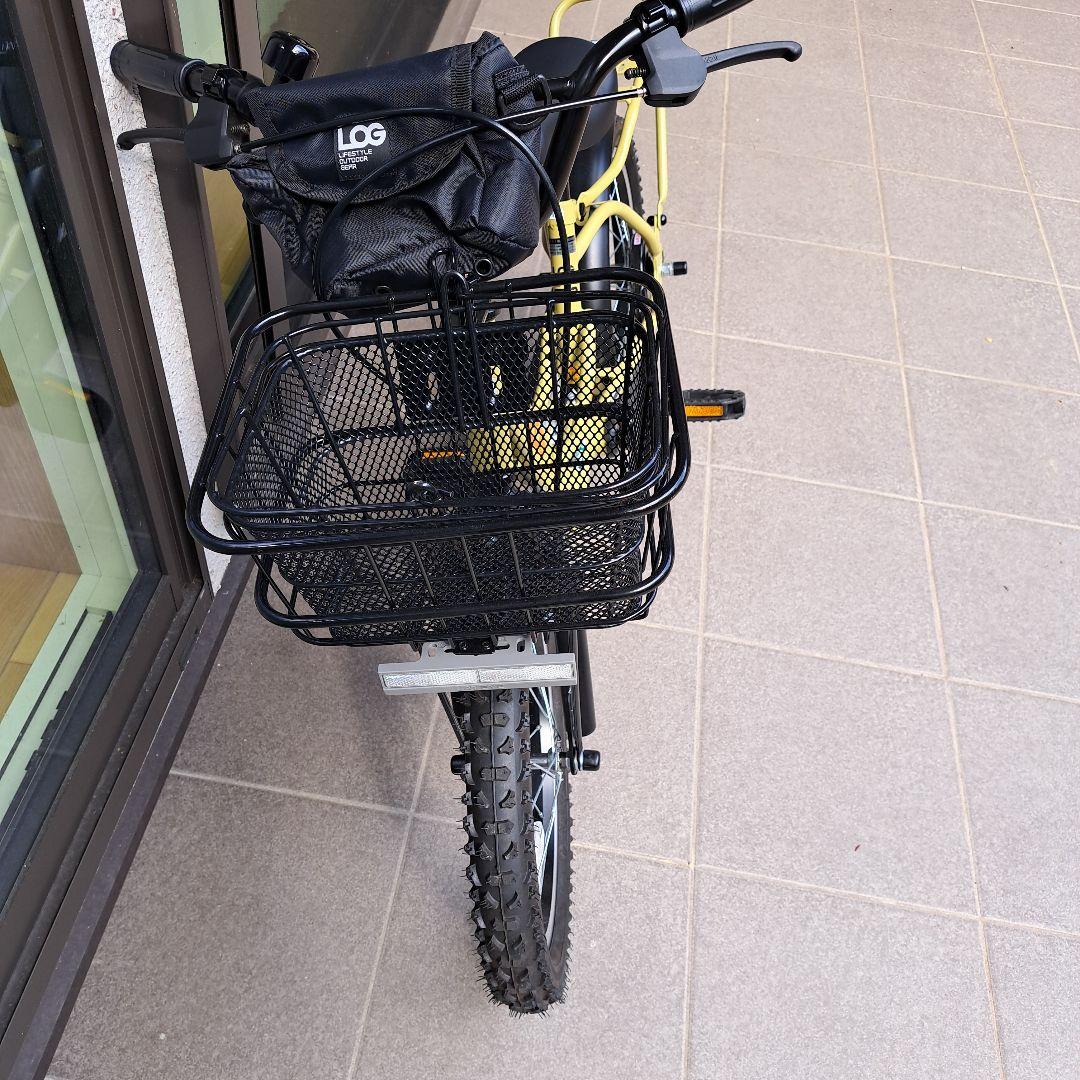 LOG 幼児用自転車 ベージュ 前面バスケット、補助輪付き