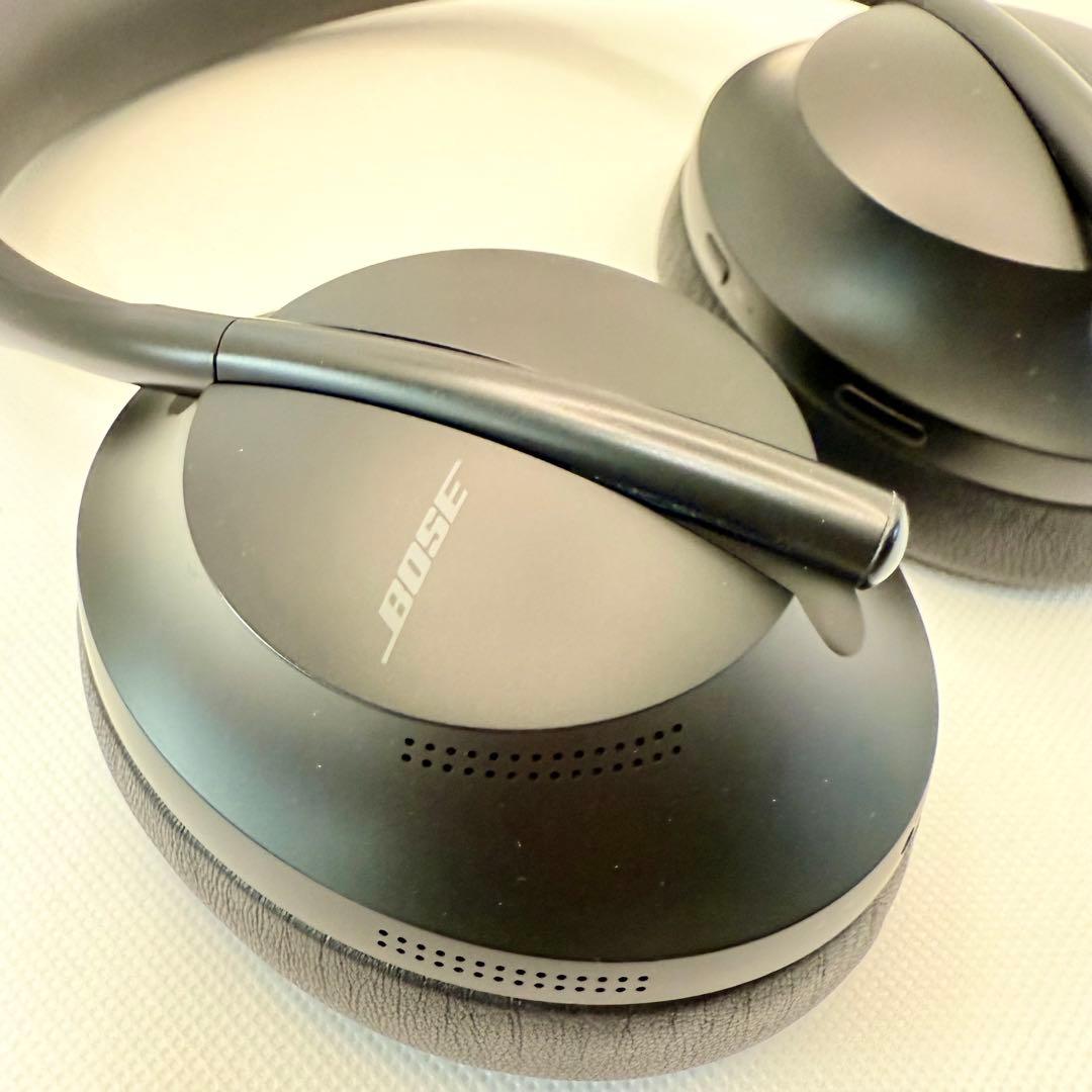 美品　Bose Noise Cancelling Headphones 700