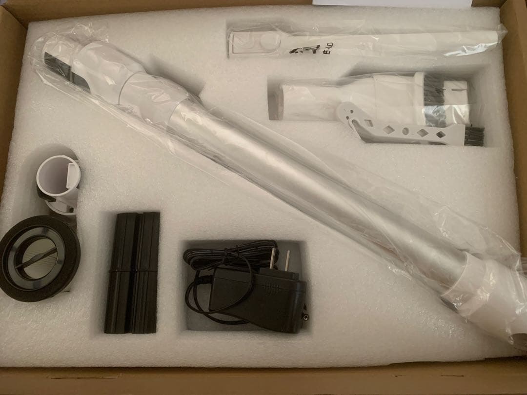 掃除機 コードレス　業界初除菌機能搭載　75Kpa 強力吸引　エコ