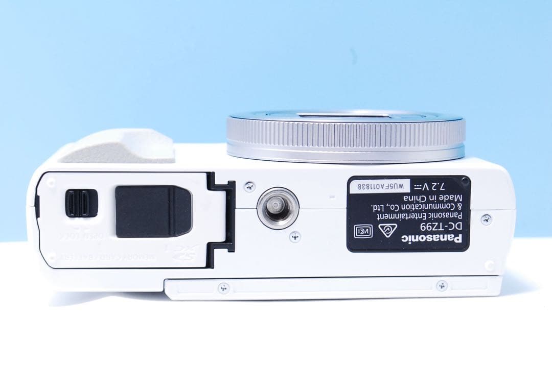 【保証期間内】LUMIX DC TZ99 ホワイト WiFi搭載 4K撮影