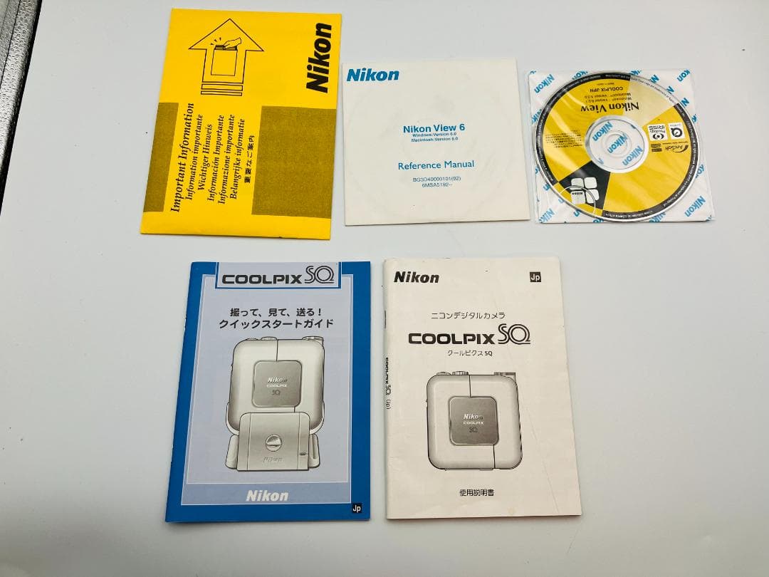 ニコン COOLPIX SQ　シルバー　コンパクトデジタルカメラ