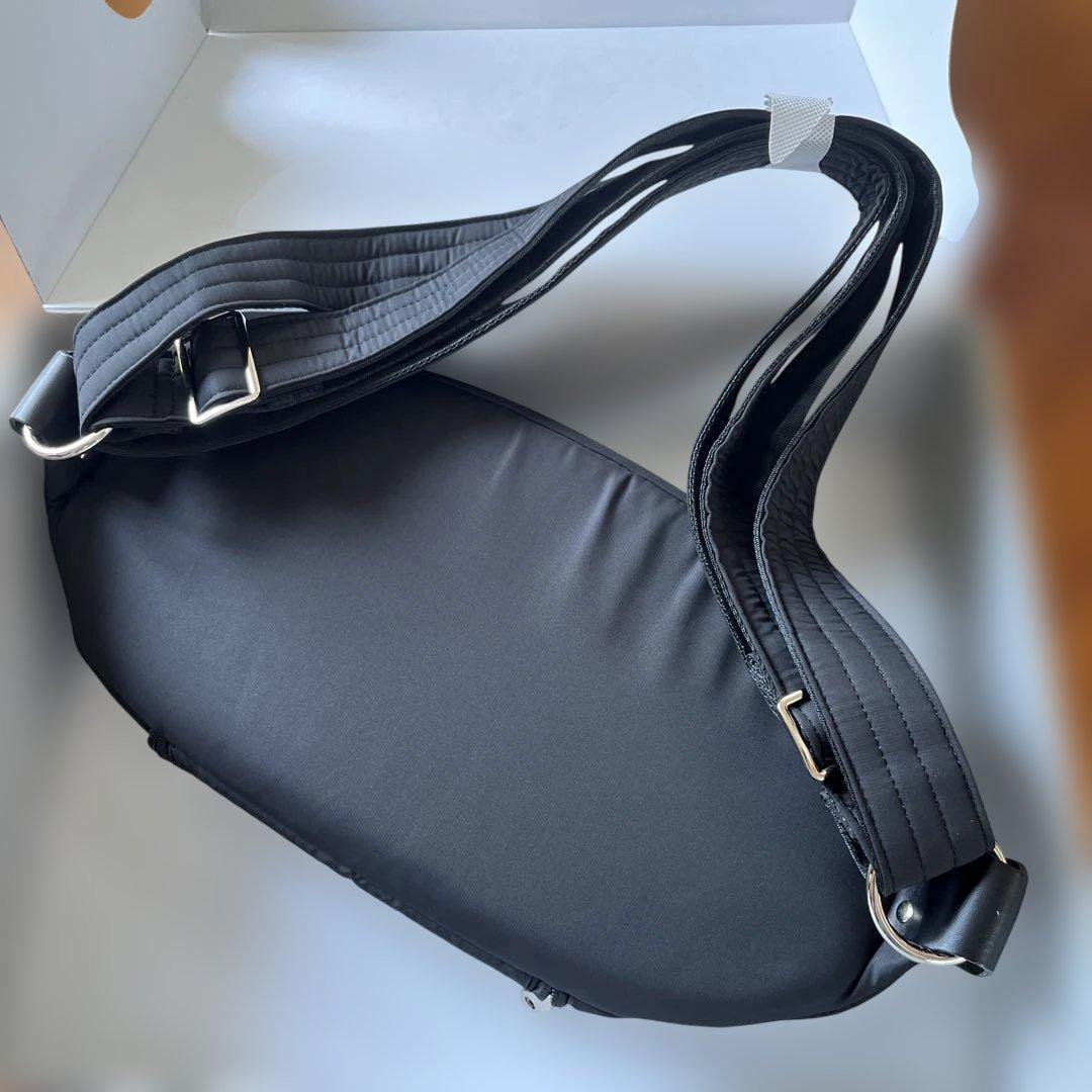 【未使用】人気！ 抱っこバック　ヒップシート　 黒　ナイトブラック