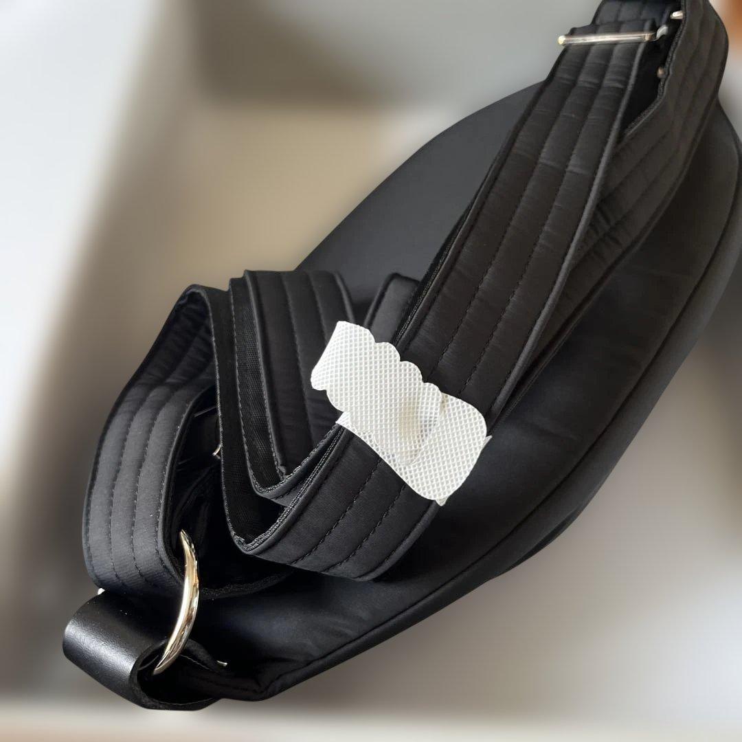 【未使用】人気！ 抱っこバック　ヒップシート　 黒　ナイトブラック