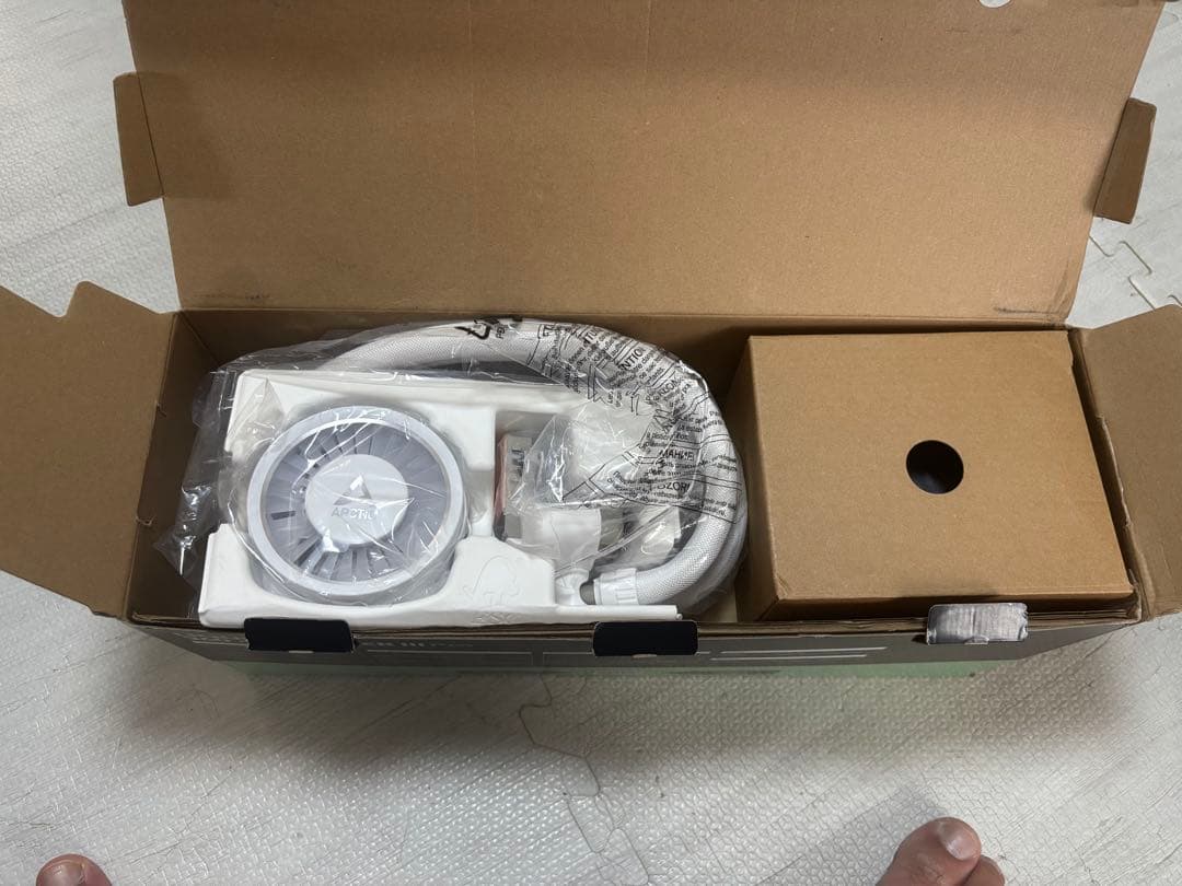 ARCTIC 液体CPUクーラー Liquid Freezer III 360