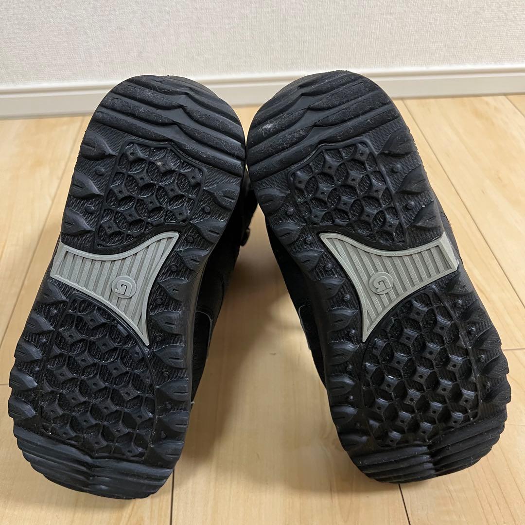 【美品_即日発送】BURTON スノボMINT-ASIAN FIT 22.0cm