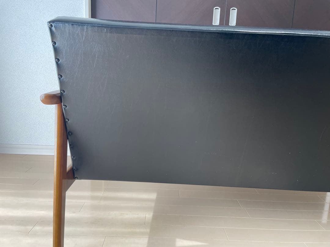 カリモク60 Kチェア　2シーター　スタンダードブラック