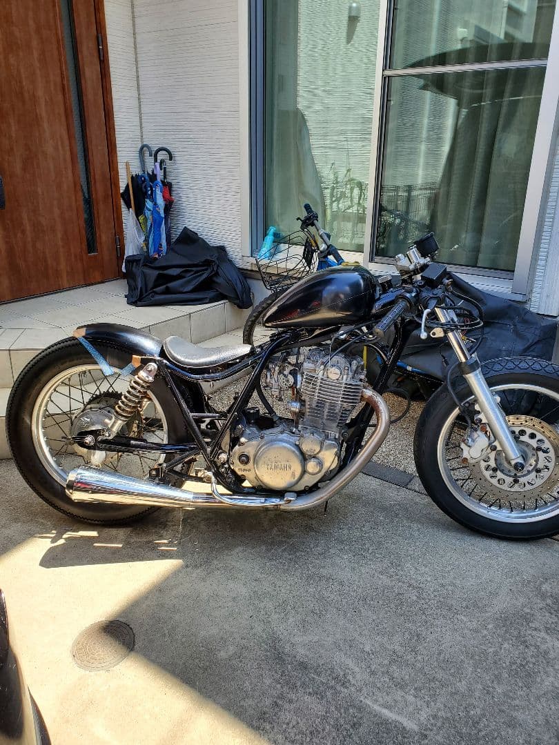 SR400 SR500 クェーサーメガホンマフラー モトギャラリークラフト製