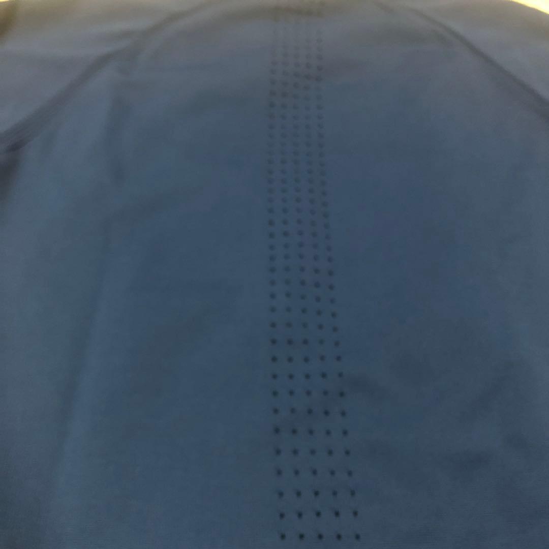 リクエスト値下未使用タグ付NewBalance ドライ&ソフトネイビー セーター