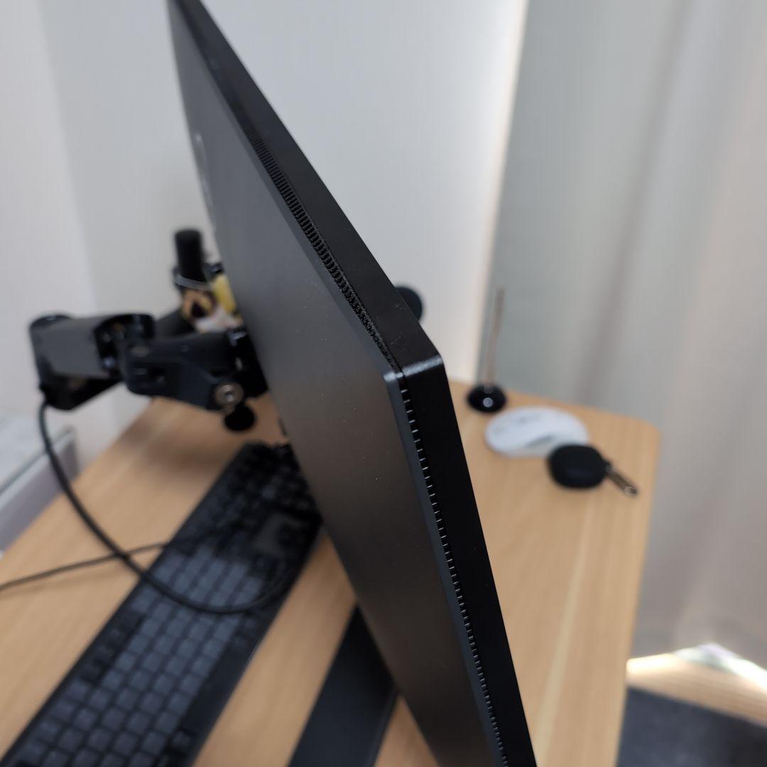 DELL P3223QE 32インチ 4K モニター タイプC接続