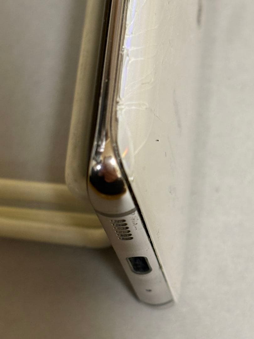 docomo Galaxy S20 クラウドホワイト 損傷有