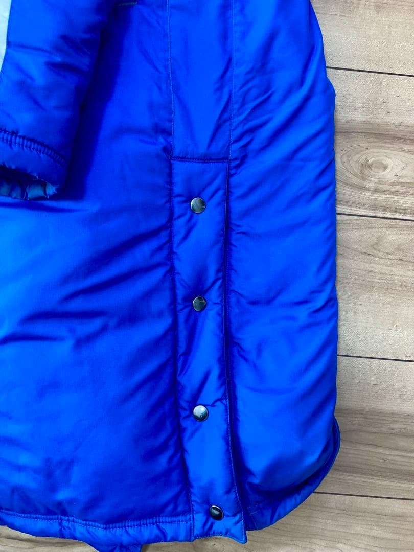 値下　アンダーアーマー ベンチコート SMサイズ 美品