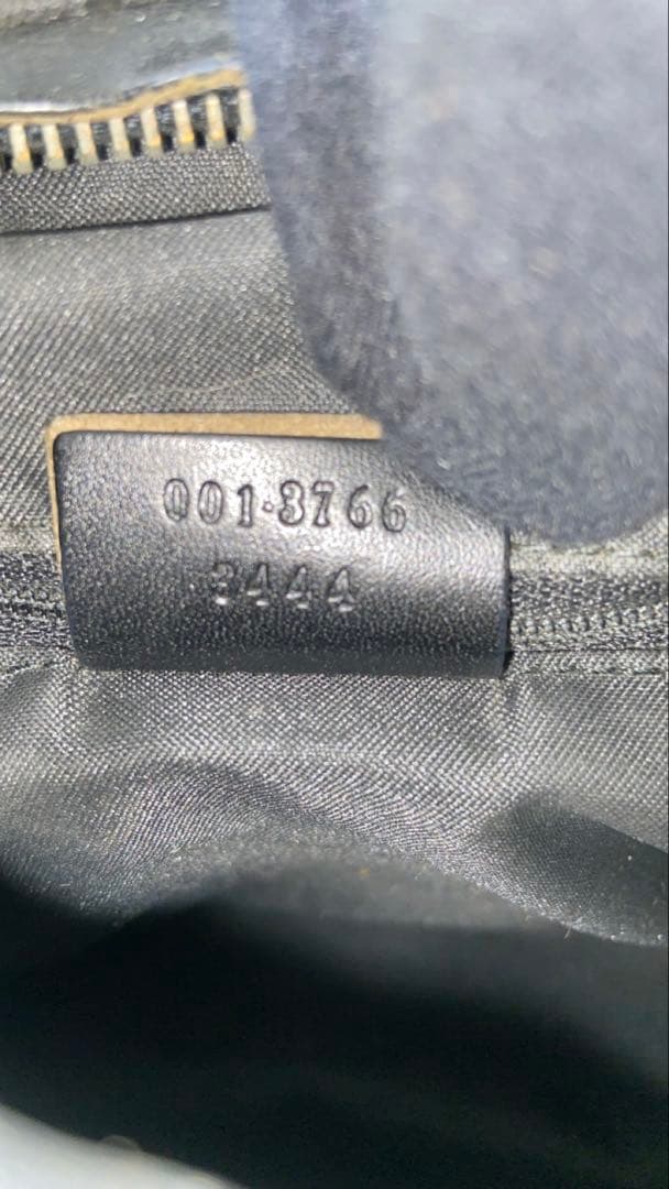 GUCCI トートバッグ GG柄　ナイロン　ブラック　手持ち　レザー