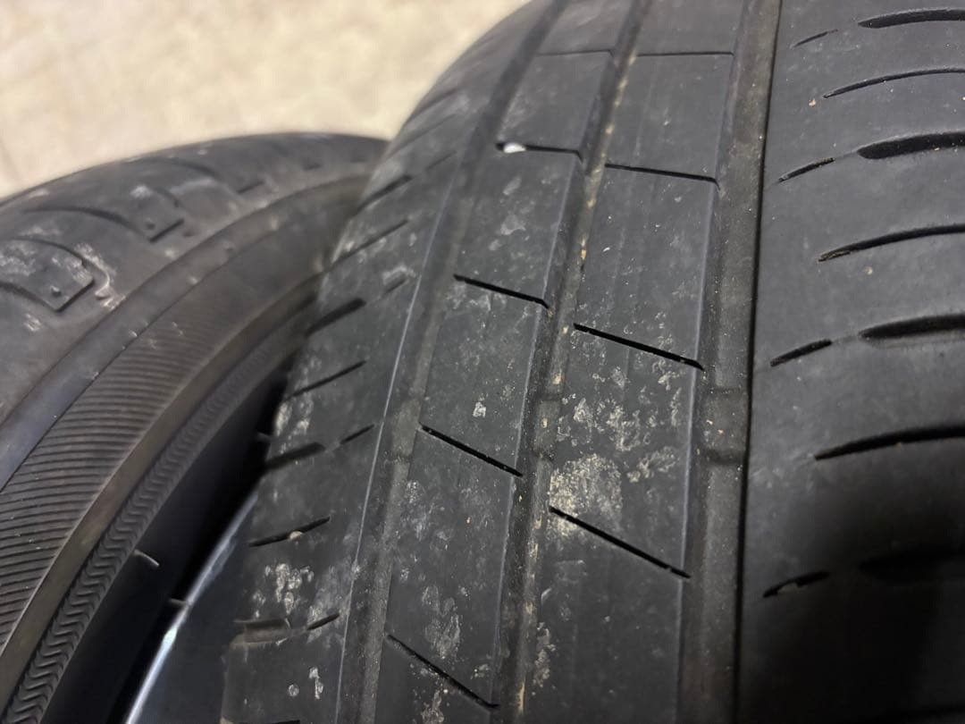 ② 送料込みにしました！　ダイハツ純正アルミホイール　　15インチ　2本のみ