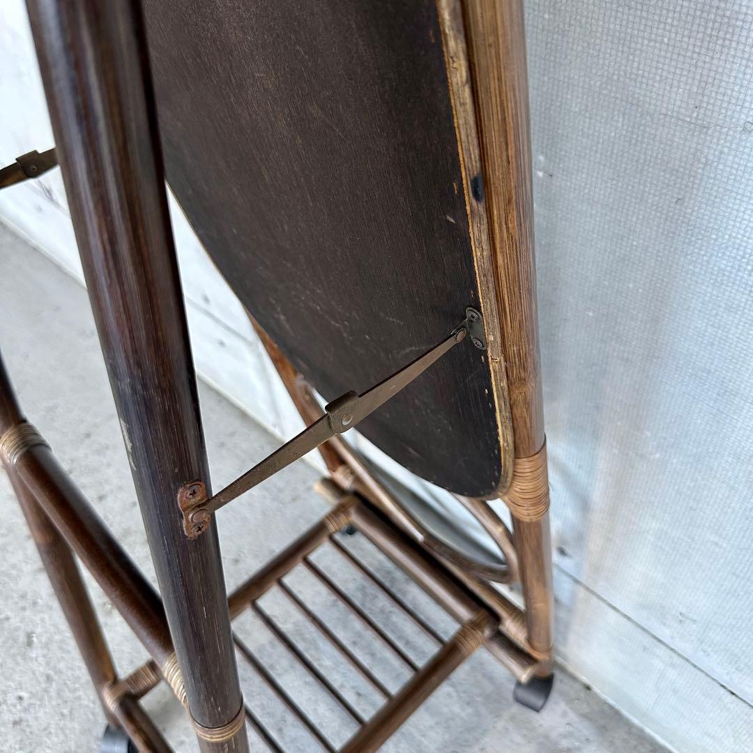 ♦︎昭和レトロ♦︎黒光スタンドミラー 物置格納型大鏡 姿見 等身鏡オールドラタン