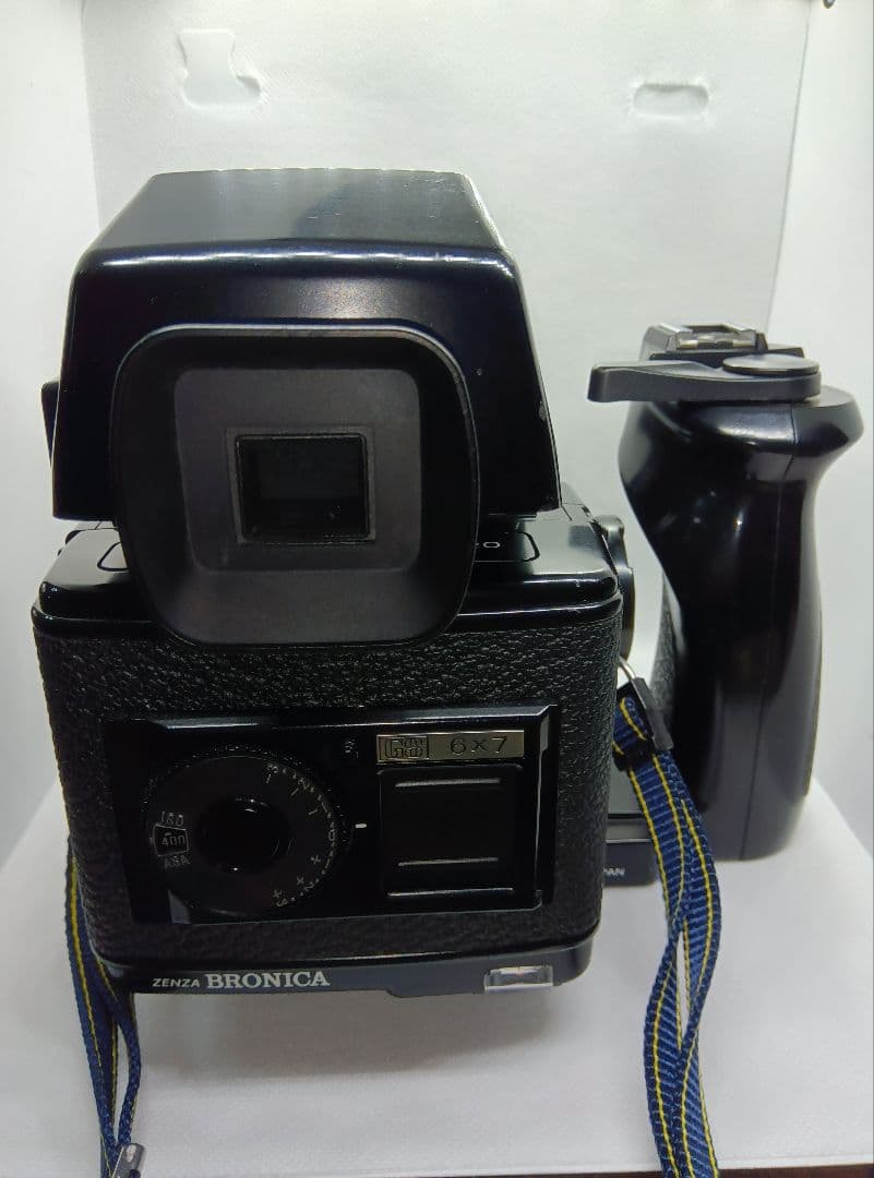 ゼンザブロニカGS-1 6x7 ❨AEプリズムファインダ-G　他多数添付❩　　①