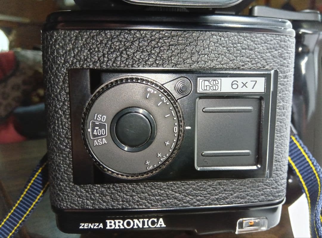 ゼンザブロニカGS-1 6x7 ❨AEプリズムファインダ-G　他多数添付❩　　①