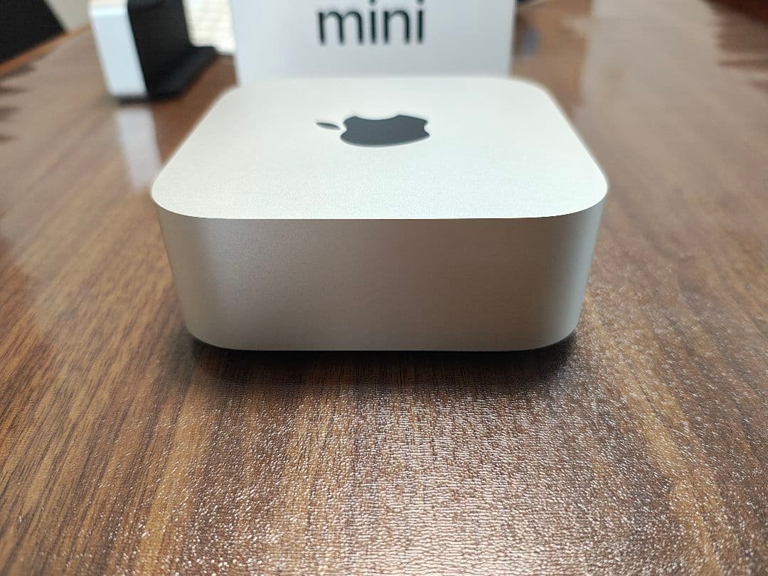 Apple Mac mini M4 2024 + 1TBドック+キーボード付き