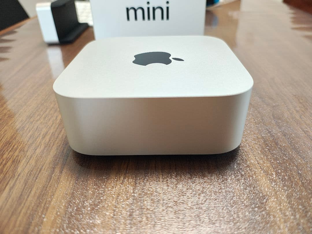 Apple Mac mini M4 2024 + 1TBドック+キーボード付き