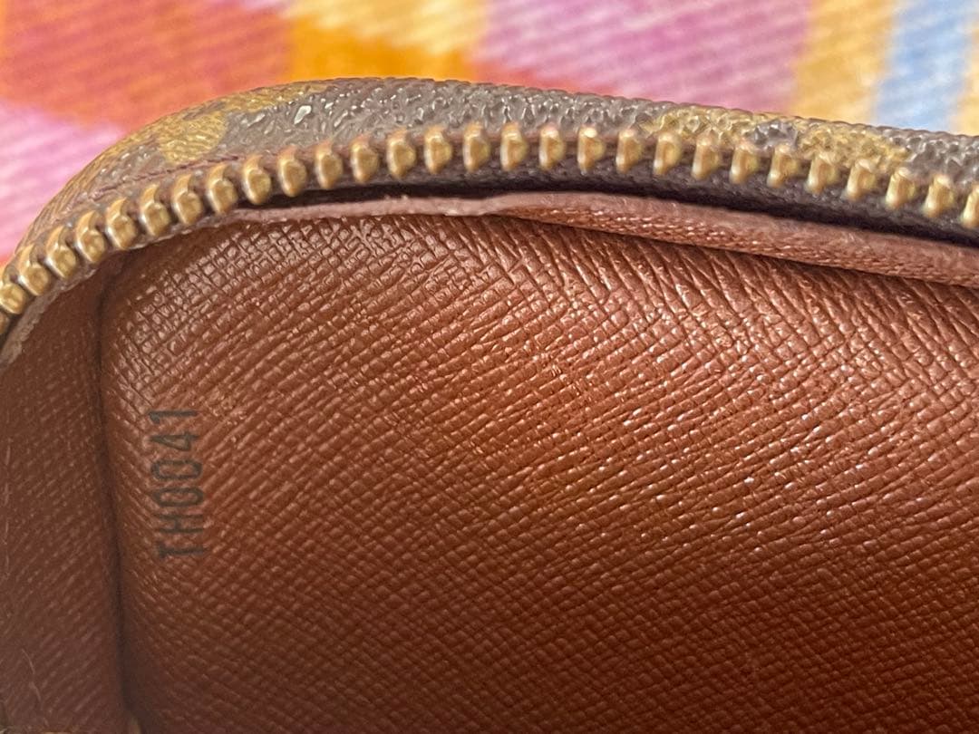 I*H様 美品 LOUIS VUITTON アマゾン ミニショル a994