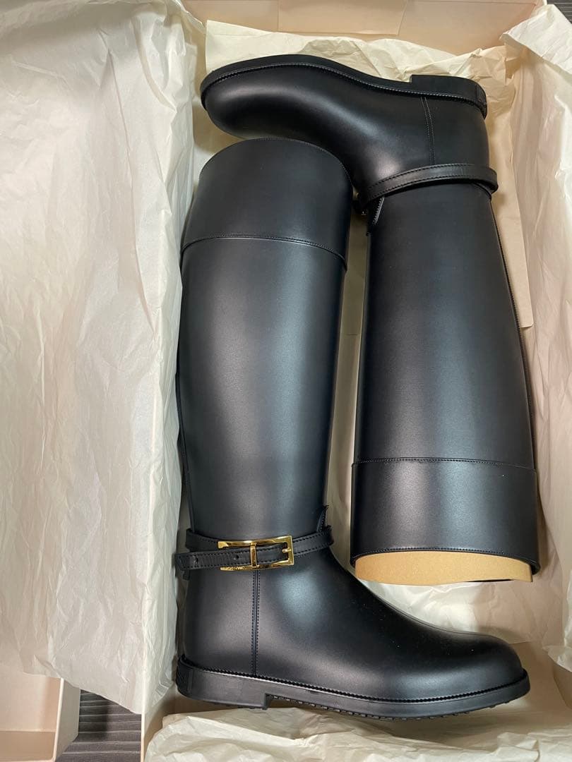 セルジオロッシ　SR NORA RAINY