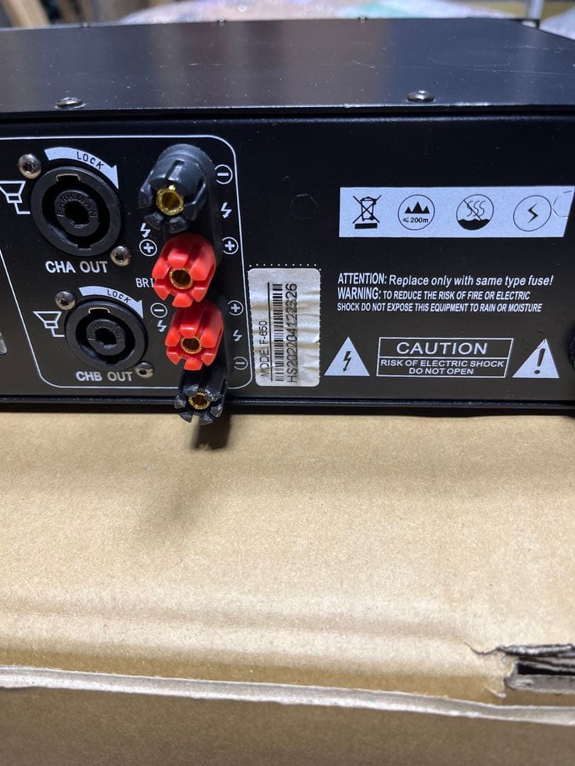 W.ST社　F650 Professional Power Amp 良音動作品