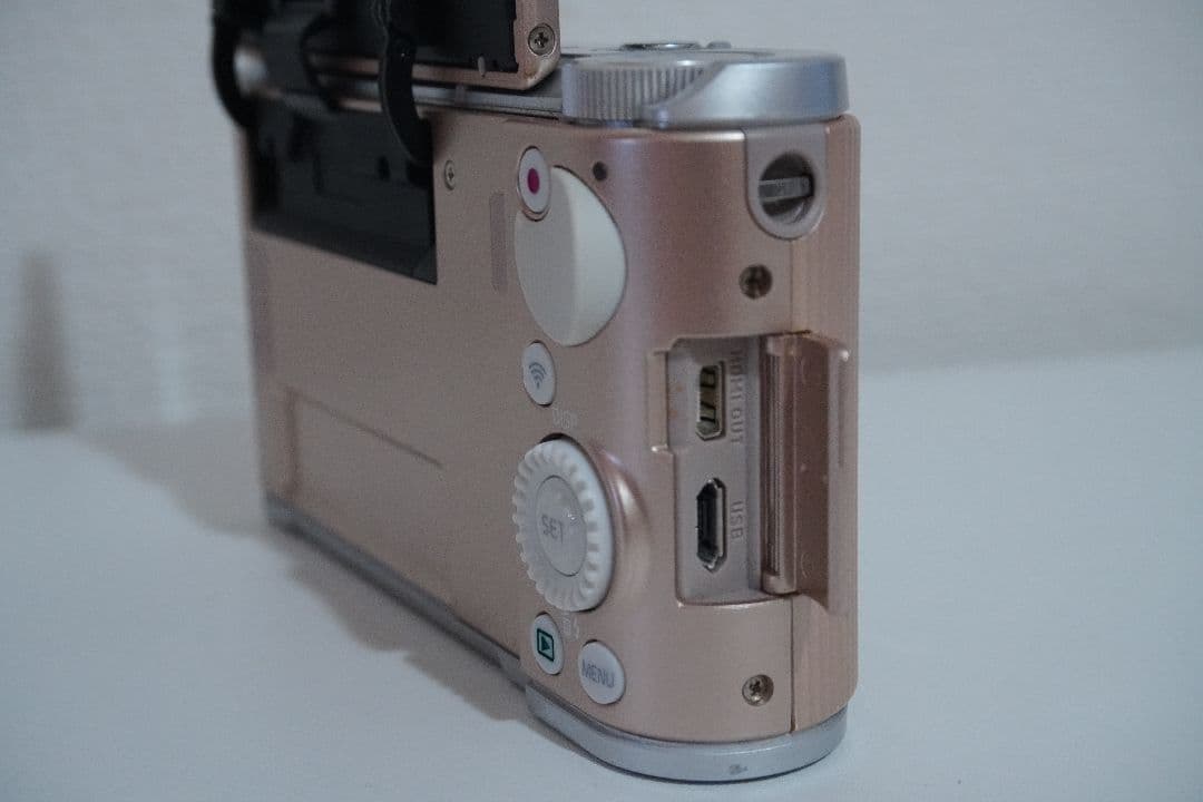 【値下げ】CASIO EXILIM EX-ZR1800 ゴールド