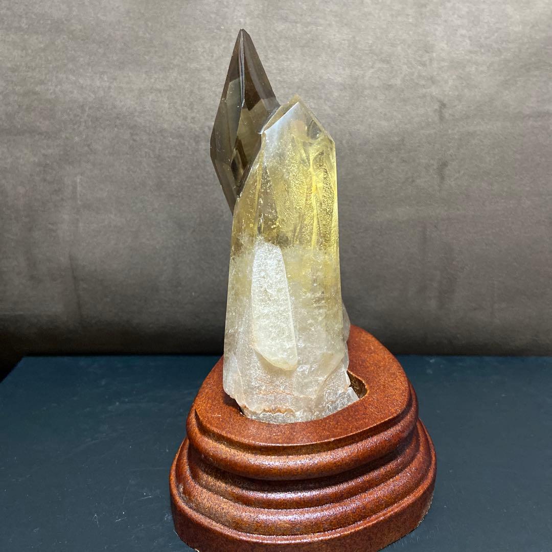 天然石⭐︎ゼウスクォーツ　木製台座付き