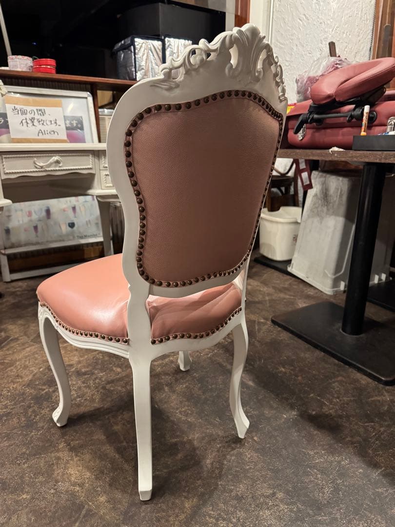 クラシックスタイル ピンク チェア 定価7万円