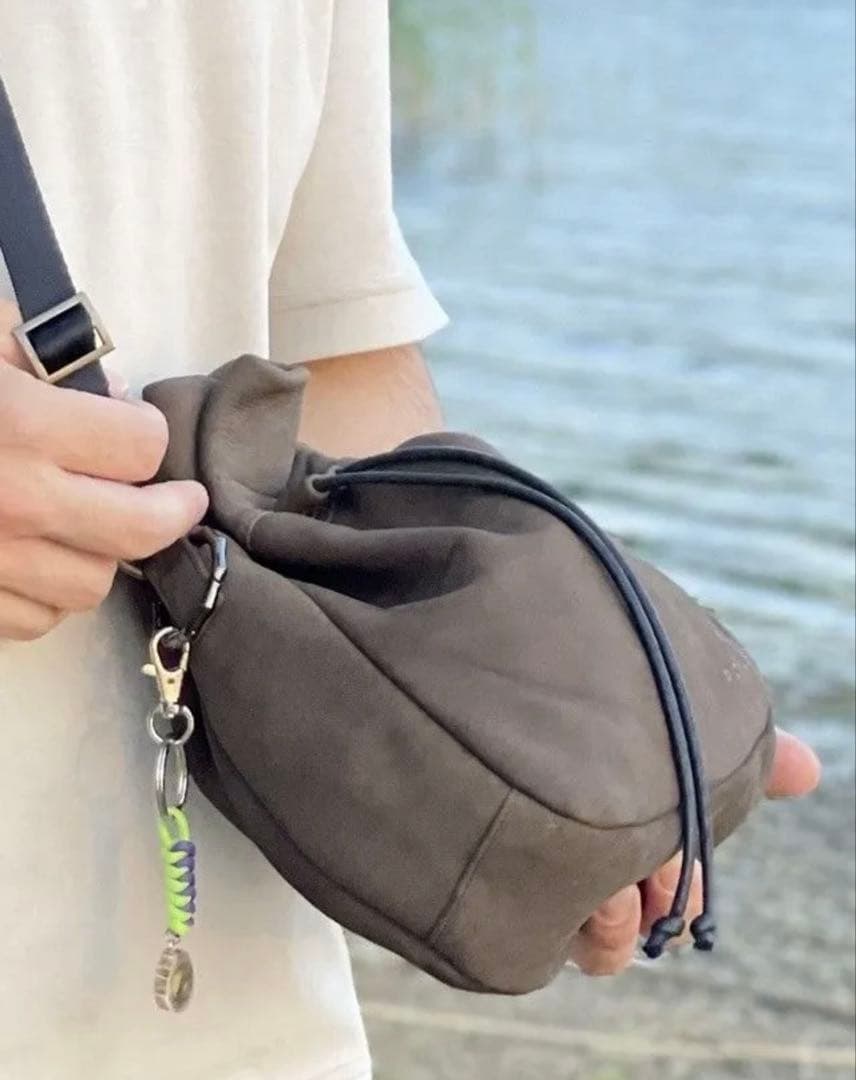 新品未使用 エゾ鹿革レザーバッグ ミニショルダーバッグ ROKUBO 一生モノ