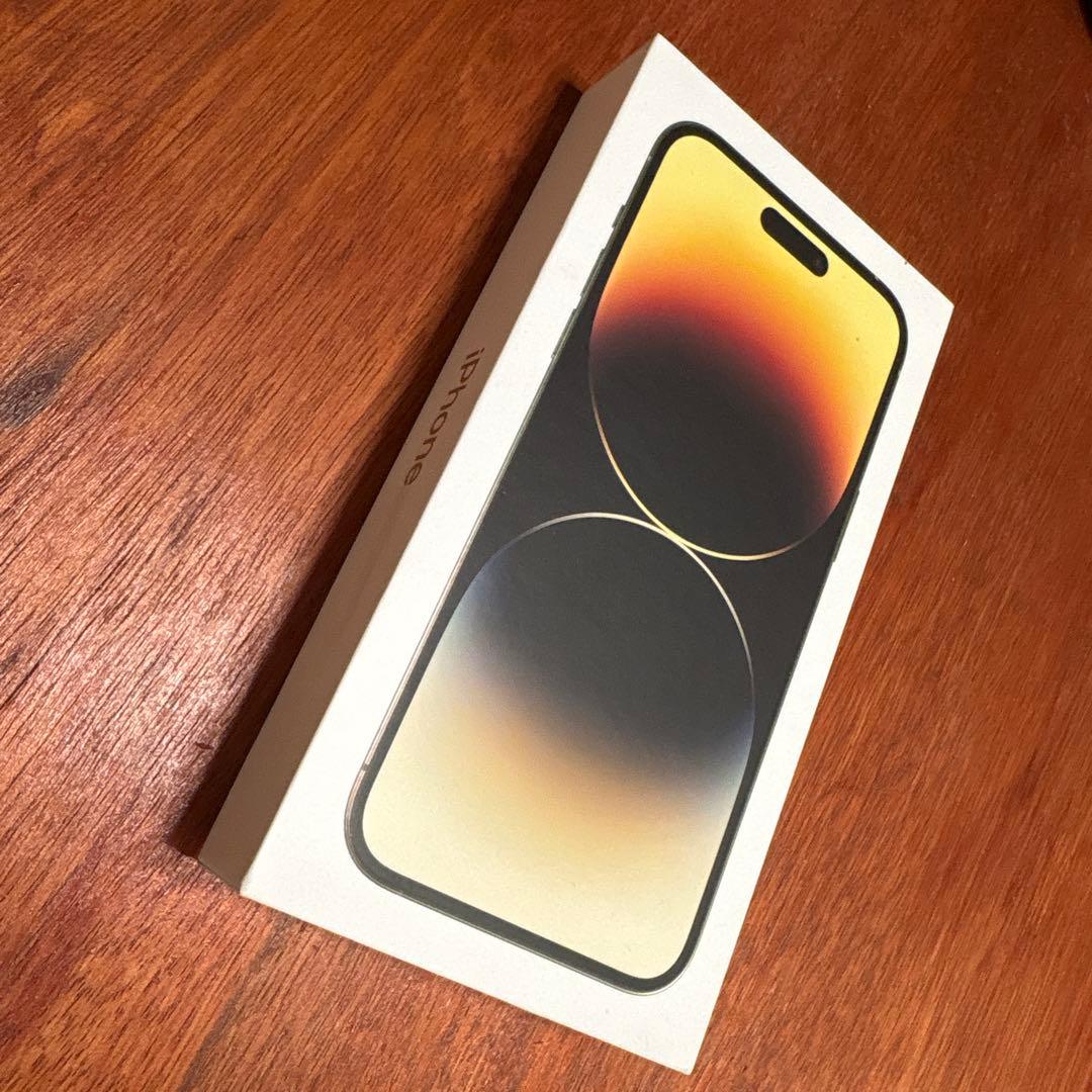 iPhone14 proMax SIMフリー