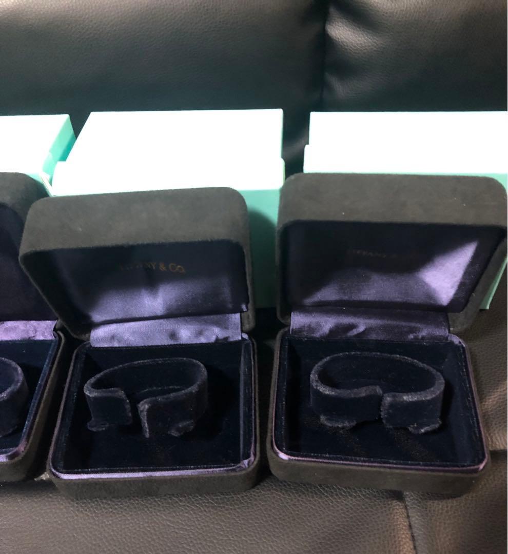 最終価格　ティファニー　時計ケース　ウォッチケース