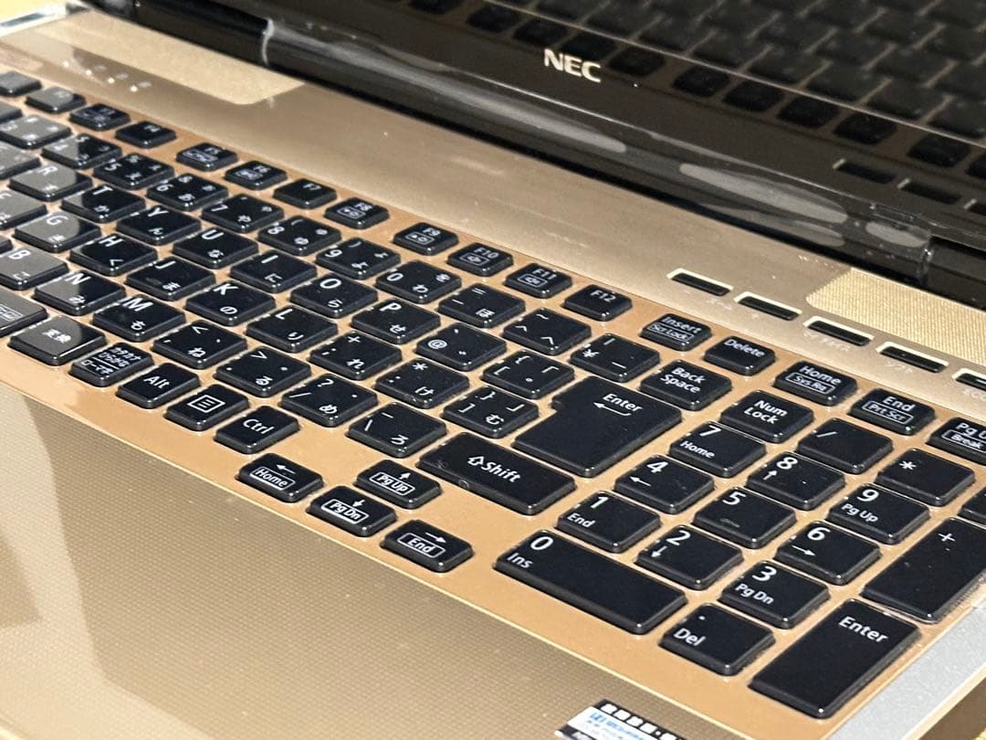 【美品】NEC LaVie Core i7 タッチパネル 15.6インチ PC