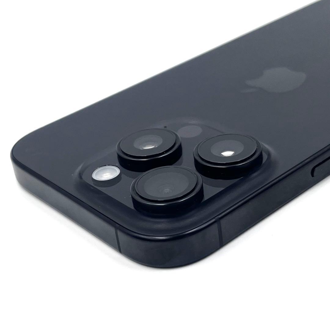 【ほぼ未使用】 iPhone 16 Pro ブラックチタン SIMフリー