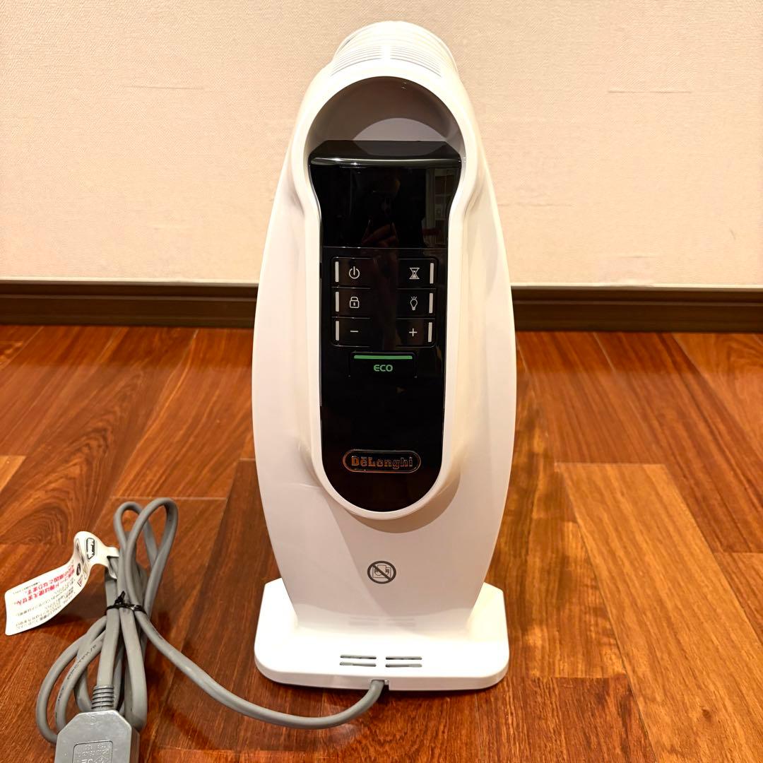【美品】DeLonghi オイルヒーター ホワイト　NJ0505E デロンギ