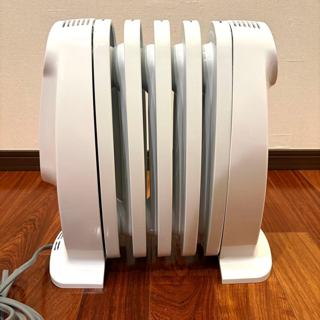 【美品】DeLonghi オイルヒーター ホワイト　NJ0505E デロンギ