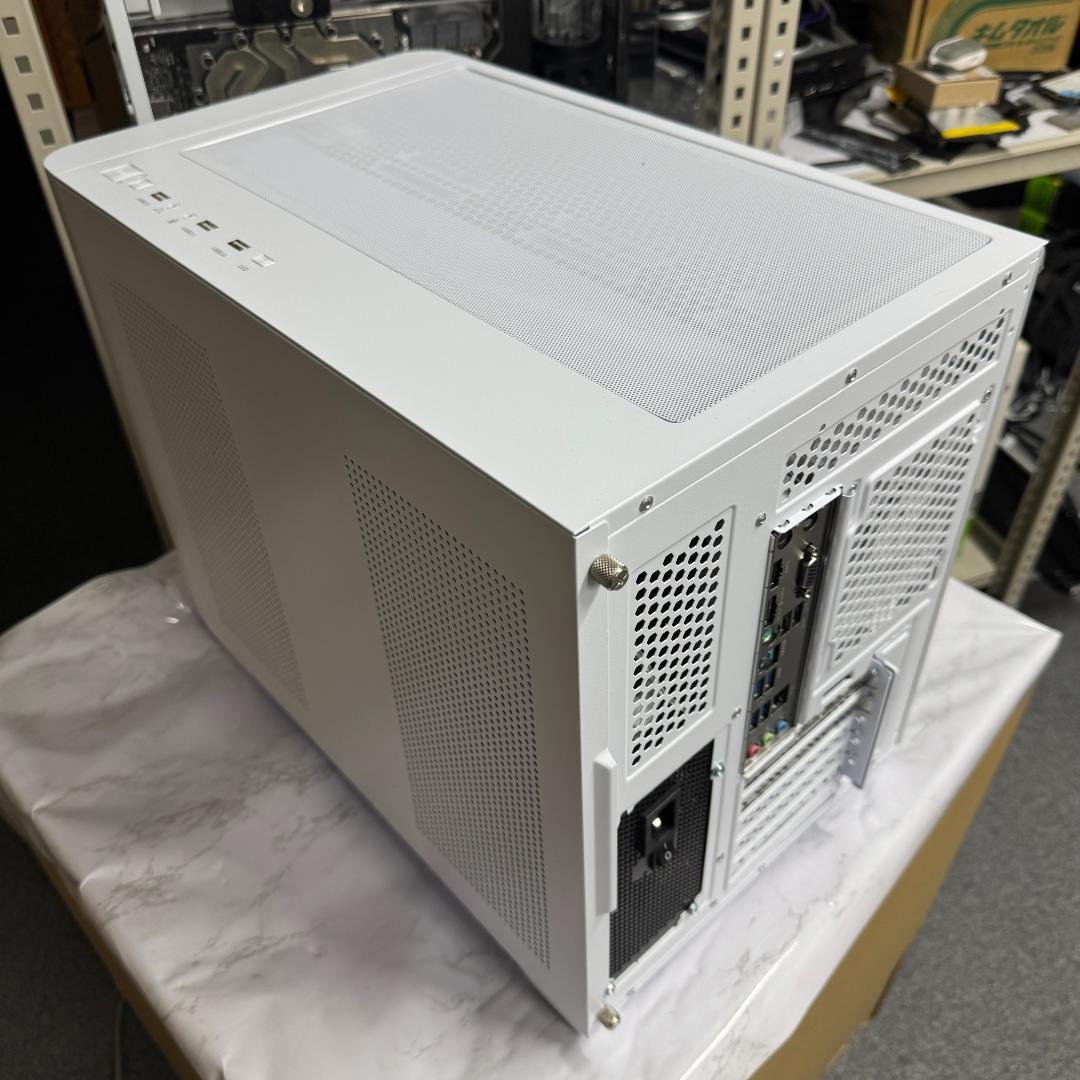 全て新品ゲーミングPC/Ryzen 9 5900X 9070XT 32GB1TB