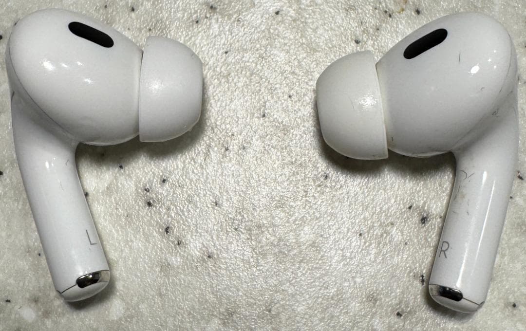 AirPods Pro 2 本体 中古 2022年モデル　2025年購入